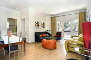 The Melrose Kernick Avenue Apartment